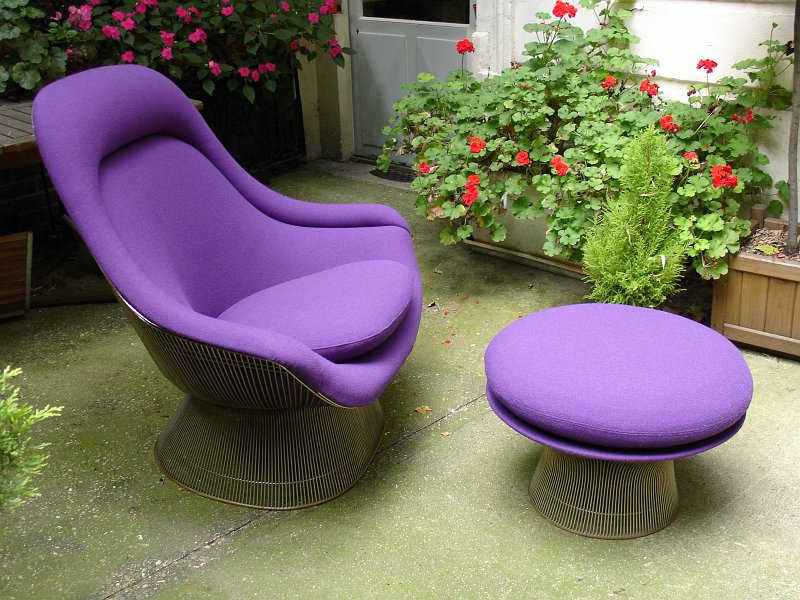 053 WARREN PLATNER 1705 ET POUF.JPG